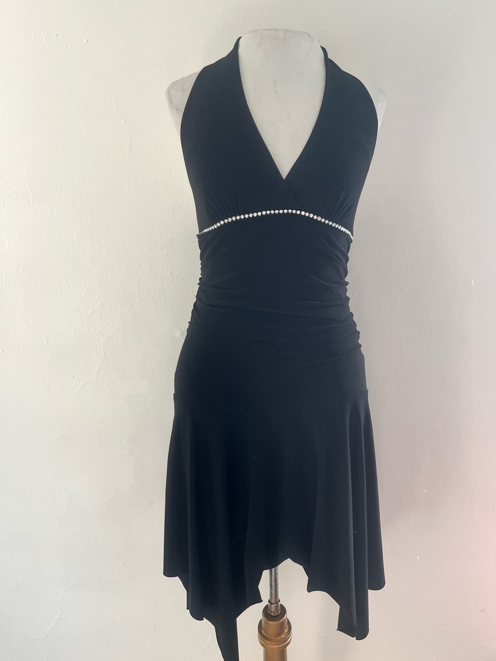 Elegant Black Halter Dress with Rhinestone Waist